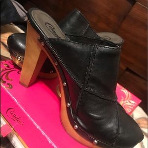Blk Patchwork Mules by Candie’s